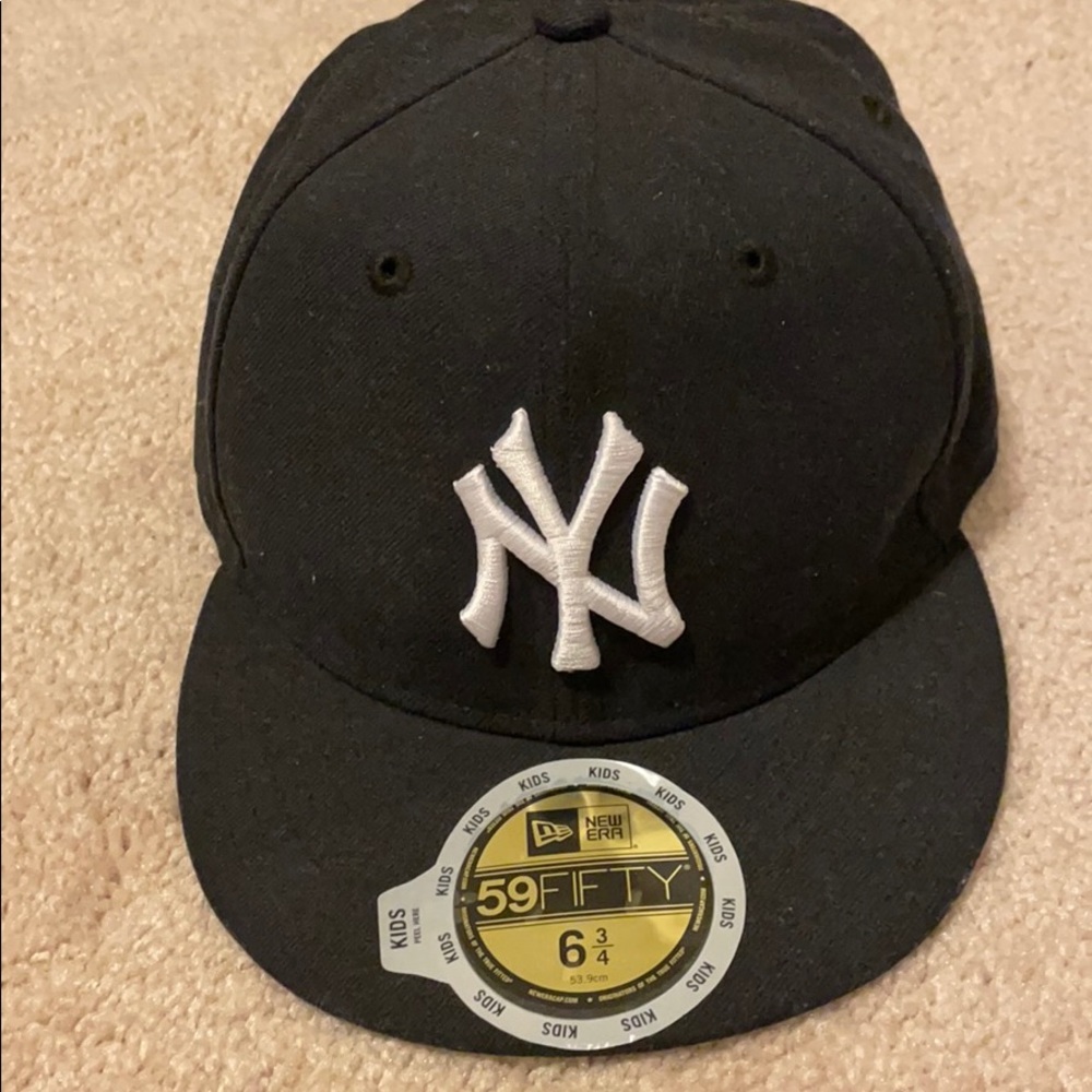 New Era 6 3/4 kids hat